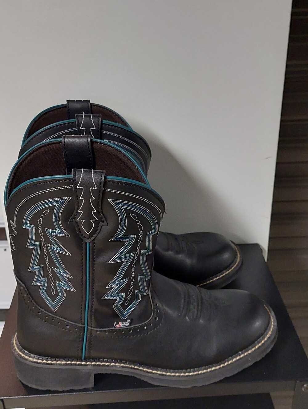 Justin Boots Black Leather Work Cowgirl Boots with Teal Stitching - Picture 4 of 4